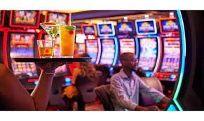 visa88 app live-dealer blackjack table with dealer and chat interface
